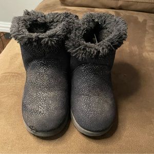 Cat & Jack Girls Black Glittery Fur Boots! Warm zippered ankle booties 10